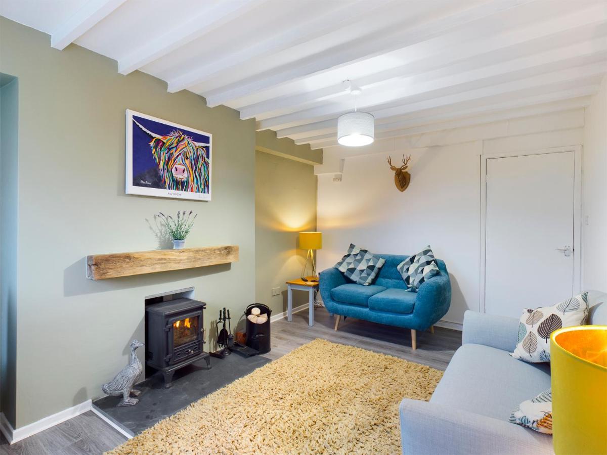 Welsh Country Cottage In Beautiful Village Llandudno Junction Buitenkant foto